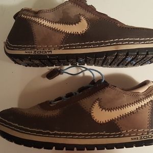 Vintage Nike Wallabys